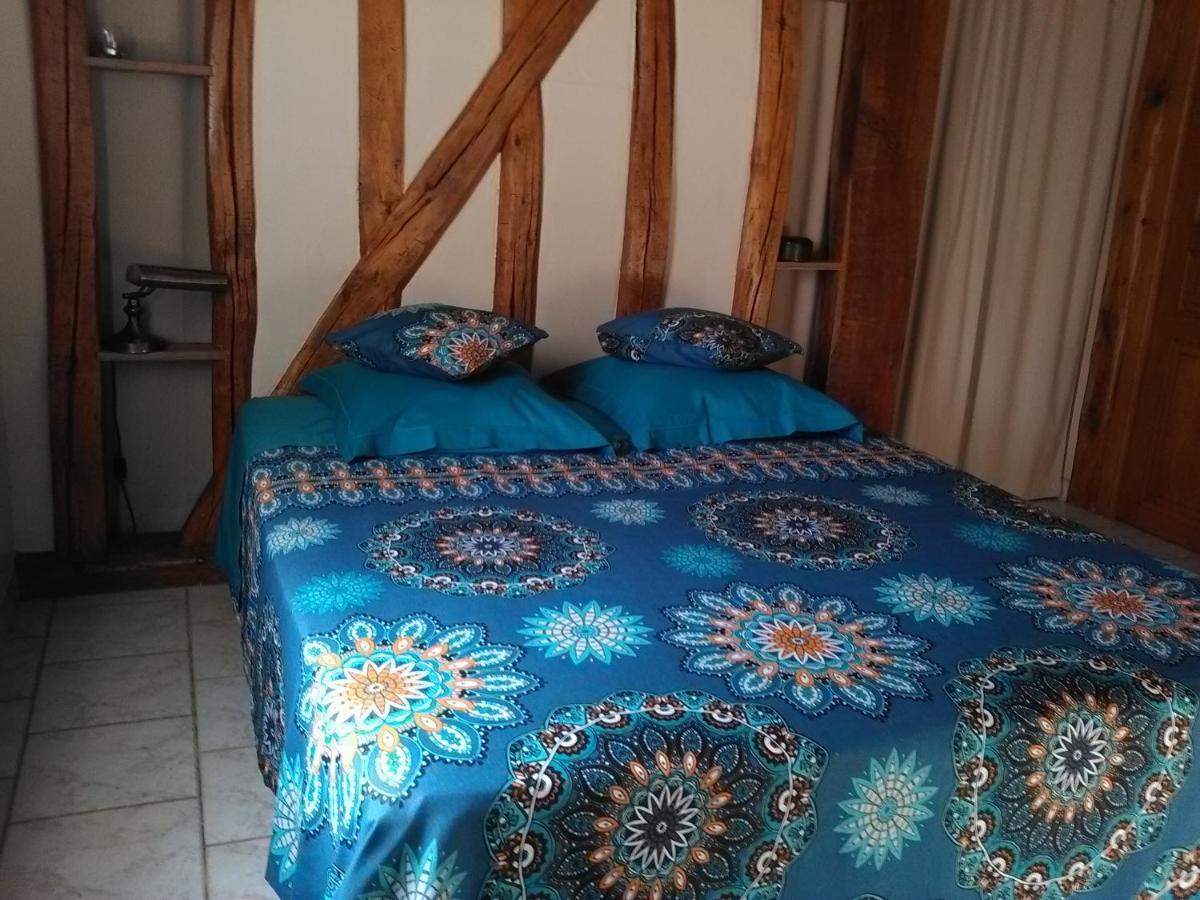 Chambre D'Hotes Des P'Tits Bonheurs Dosches Exterior foto